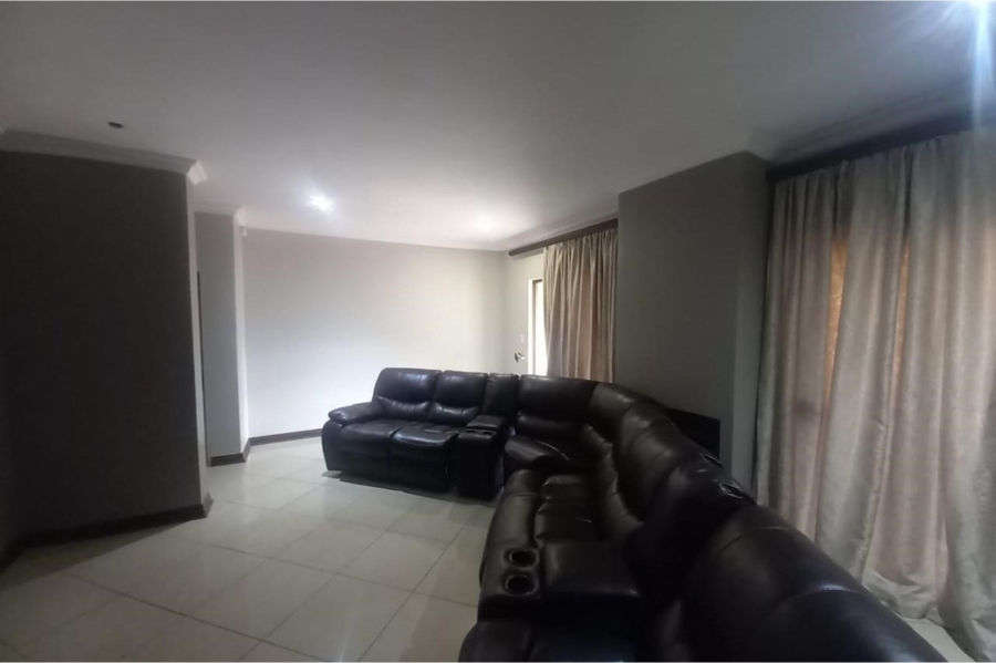 3 Bedroom Property for Sale in Hillcrest Northern Cape
